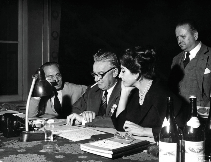 With conductor Antonino Votto, producer Walter Legge and Antonio Tonini at the recording sessions for Ponchielli’s <em>La Gioconda</em> at La Scala , Milan